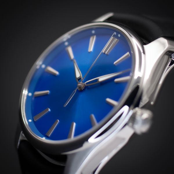 H. Moser and Cie Pioneer 3200-1217